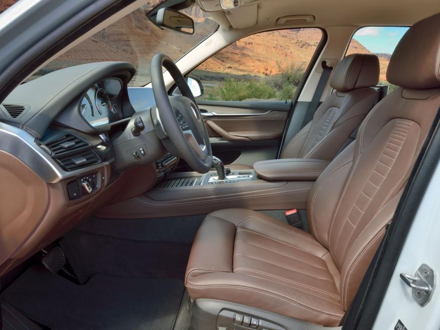  BMW X5 xDrive 3.0d 2013 года  (фото 26 из 30)
